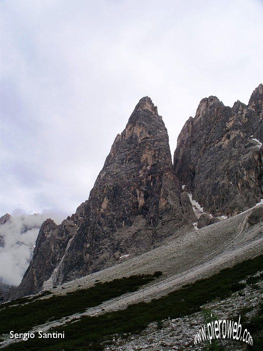 05 Cima Una vista di fianco.JPG